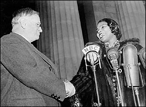 Photo: Marian Anderson and Secretary of State Harold Ickes. Credit: Marian Anderson Collection of Photographs Rare Book & Manuscript Library University of Pennsylvania Library