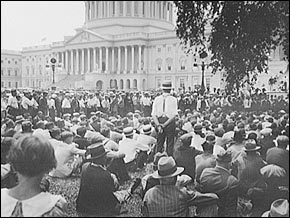 Photo: Marchers from the Bonus Army gather in front of the steps of the Capitol to listen to speeches, 1932. Credit: Library of Congress, Prints & Photographs Division, Theodor Horydczak Collection